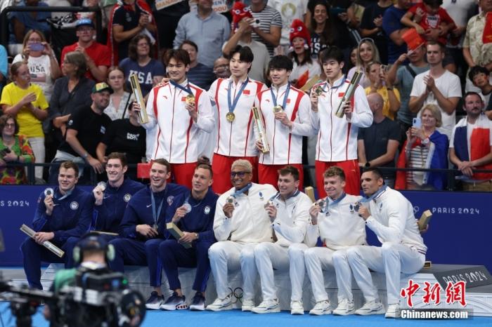 潘展乐：嘲讽与欢呼在水下无声，靠信念与团队