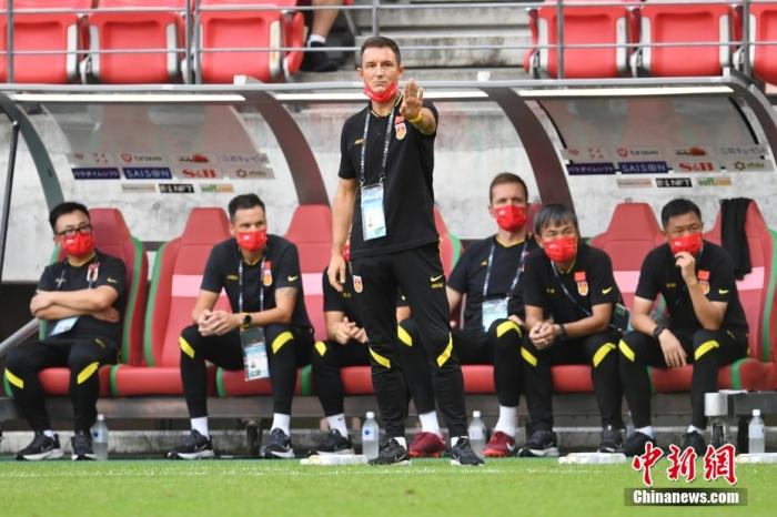 扬科维奇接掌国足帅印 中国男足迎来新主帅