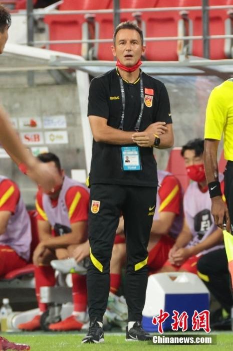 扬科维奇接掌国足帅印 中国男足迎来新主帅