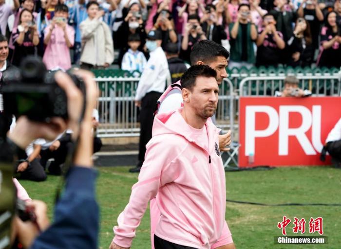 票价成为舆论焦点,球迷不需要流水线式表演赛