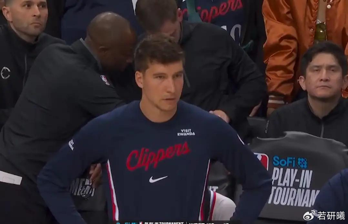 库里天神下凡力挽狂澜 勇士附加赛险胜快船