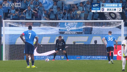 深圳新鹏城5-2大胜武汉三镇，韦斯利、本科维奇