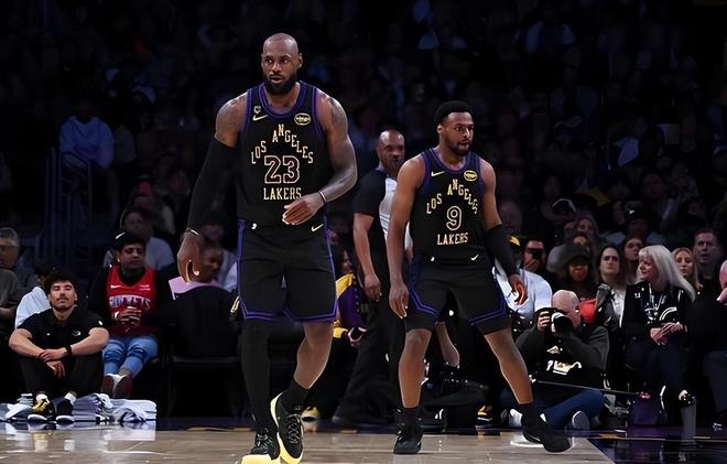 火箭两连败杜兰特复出难救主 阵容深度成致命短